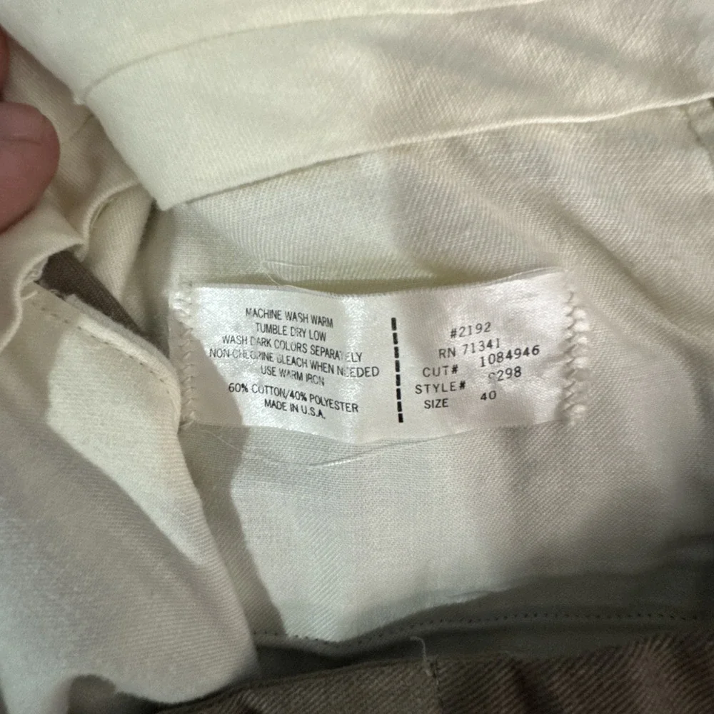 LL Bean Chino Pants Mens 40 (Actual 39 X 28.5) Adjustable Waist Straight Leg Tan
